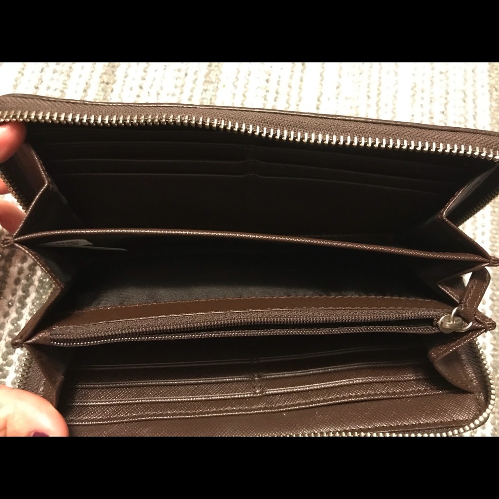 Authentic Coach Wallet - Picture 3 of 4